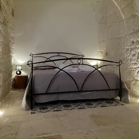 Le Tre Alcove بيت ضيافة